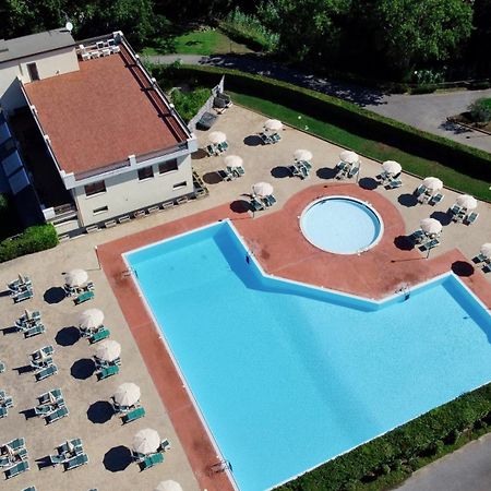 Le Residenze Di Santa Costanza - Mirto/Corbezzolo Lejlighedshotel San Vincenzo Eksteriør billede