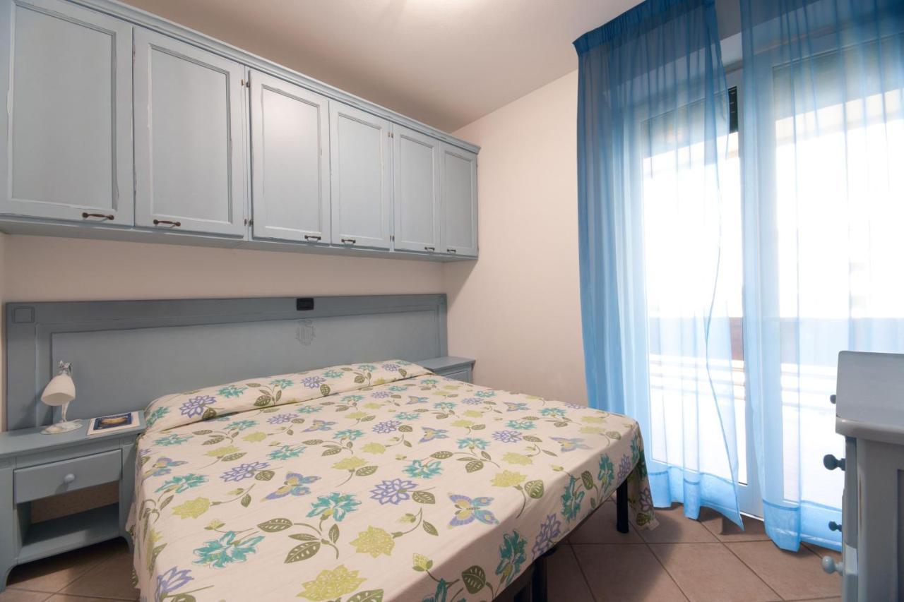 Le Residenze Di Santa Costanza - Mirto/Corbezzolo Lejlighedshotel San Vincenzo Eksteriør billede